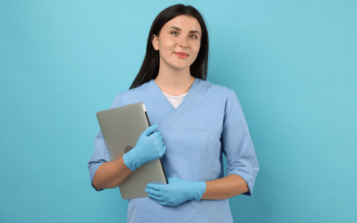 Enfermagem Estética: o que é e bolsas de estudos