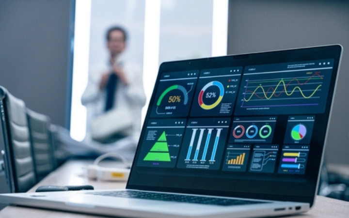 Qual melhor curso gestão comercial ou marketing?